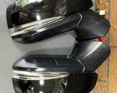 Toyata Rav4 yan güzgüləri