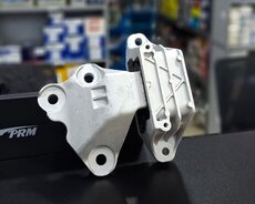 Chevrolet Equinox 2017-2024 - Mühərrik Yastığı Sol